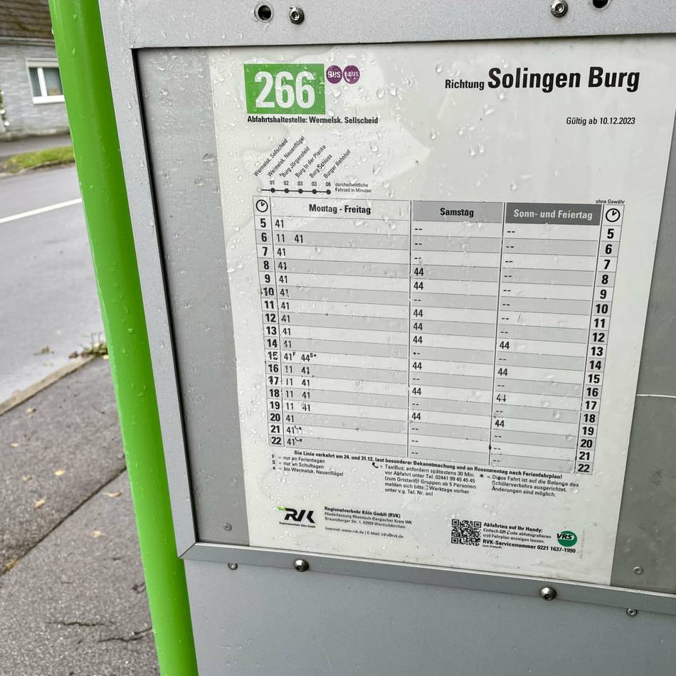 In Wermelskirchen unterwegs mit dem Bus: Ausfälle und Verspätungen – Buslinie 266 in der Fahrgastkritik