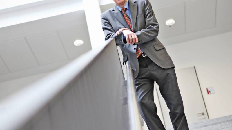 Ehemaliger Musikschul-Leiter Reinhard Knoll verstorben: Der Mann, der die Musik nach Neuss brachte