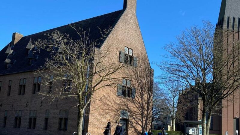 Produktionsfehler: Dach des MVZ von Goch muss neu gedeckt werden