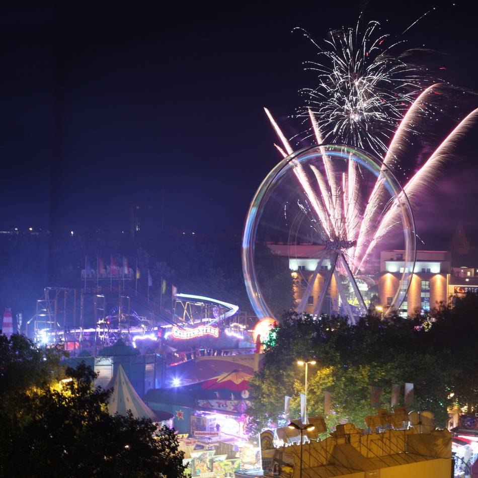 Viele Einsätze beim Volksfest: Widerstand gegen Polizei – niederländischer Polizist bei Kirmes in Bocholt verletzt