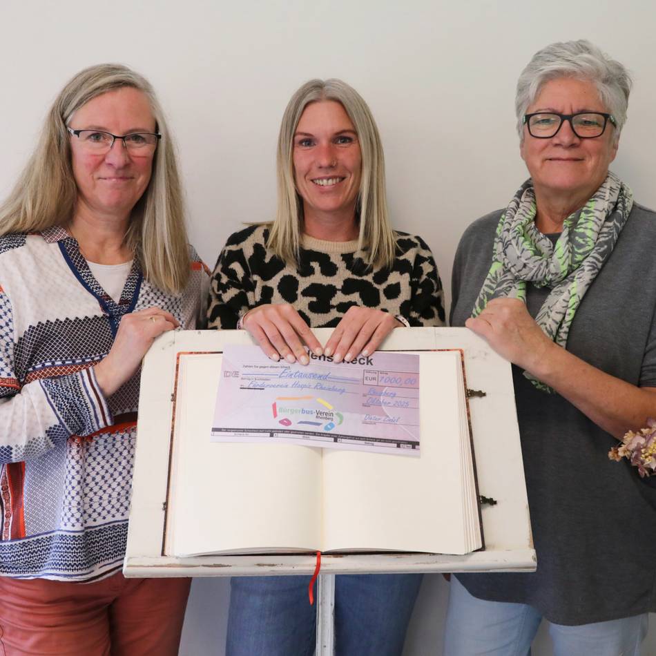 Werbeeinnahmen aus Rheinberg: Bürgerbusverein spendet fürs Hospiz Haus Sonnenschein