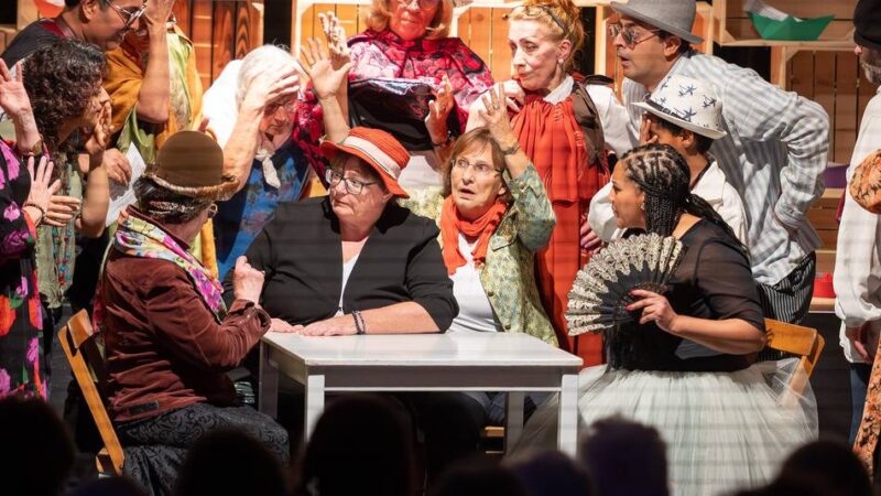 Krefelder Theaterprojekt Tutti Insieme: „Feiern Sie mit uns das Leben!“