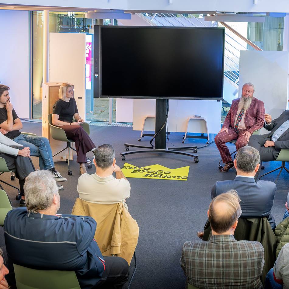 Veranstaltung von DGB und Hochschule: Diskussion in Krefeld zur Zukunft der Arbeit