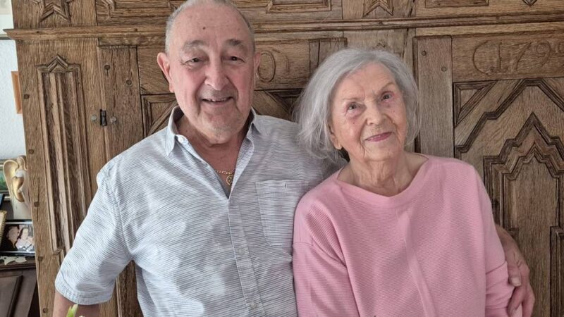 Eiserne Hochzeit in Grevenbroich: Ehepaar Ahrweiler fand beim Karneval die Liebe