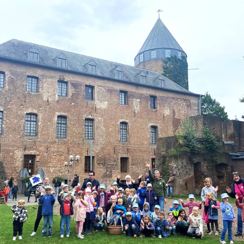 Burg Brüggen: Türen auf mit der Maus