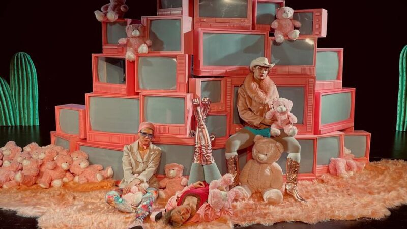 „Toxic – #free Britney“ in Neuss: Neues Stück am Landestheater beleuchtet das Leben von Britney Spears