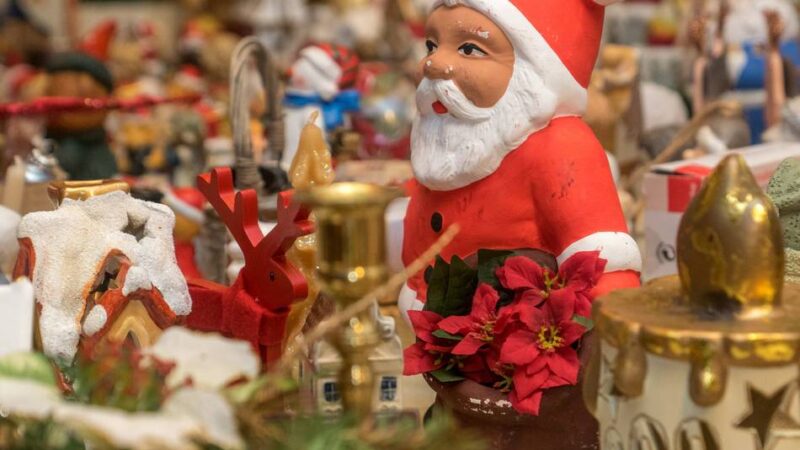 Stadtkirchenbasar in Wermelskirchen: Bummeln und Stöbern für den guten Zweck