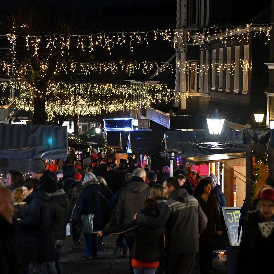Weihnachtsmarkt vom 5. bis 7. Dezember: Ab sofort anmelden für den Hückeswagener „Hüttenzauber“