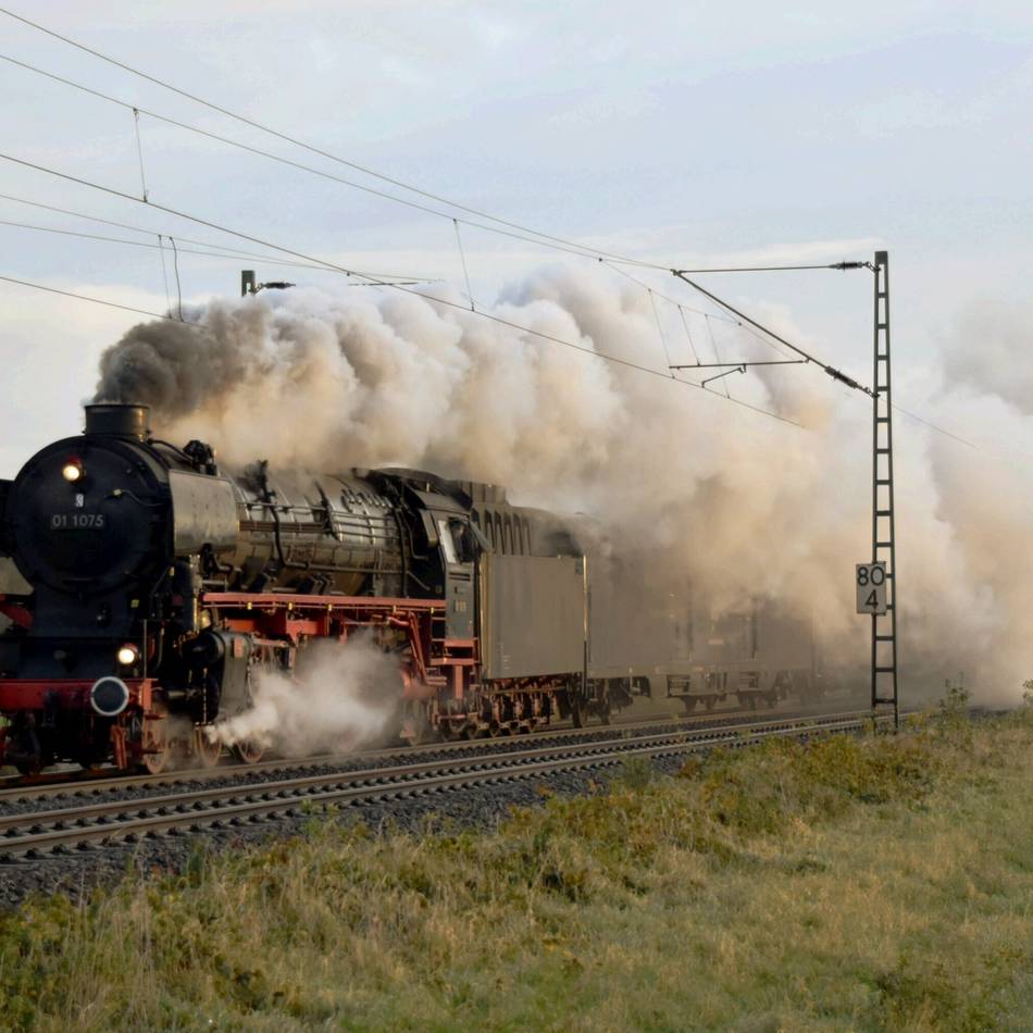 Historische Eisenbahn hält auch in Viersen: Mit Dampf zum Weihnachtsmarkt ins Münsterland