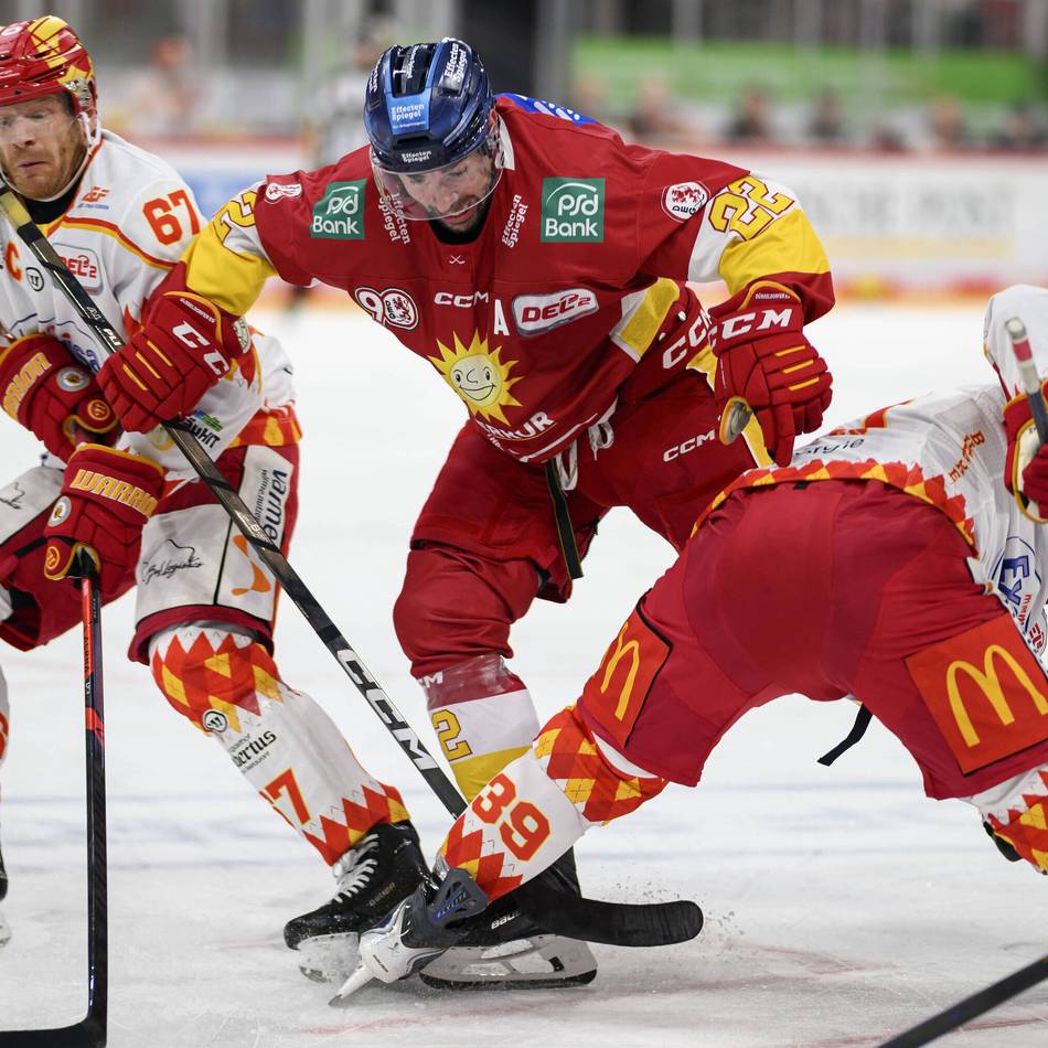 2:3 nach Penaltyschießen gegen Kaufbeuren: DEG lässt bei der Heimpremiere zu viel liegen – Highlights im Video