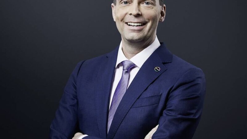 Wirtschaft in Leverkusen: Covestro schraubt Jahresprognose runter