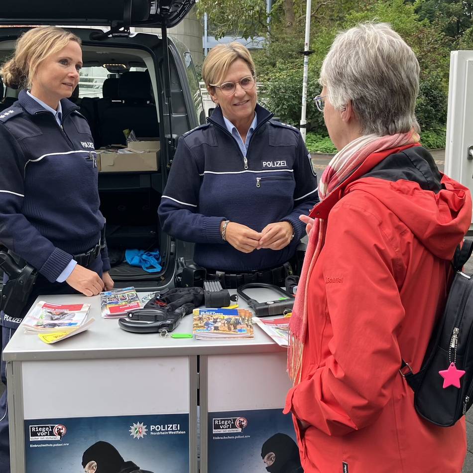 Präventionsteam der Polizei Viersen berät: „Innerhalb von einer Sekunde war Stress im Raum“