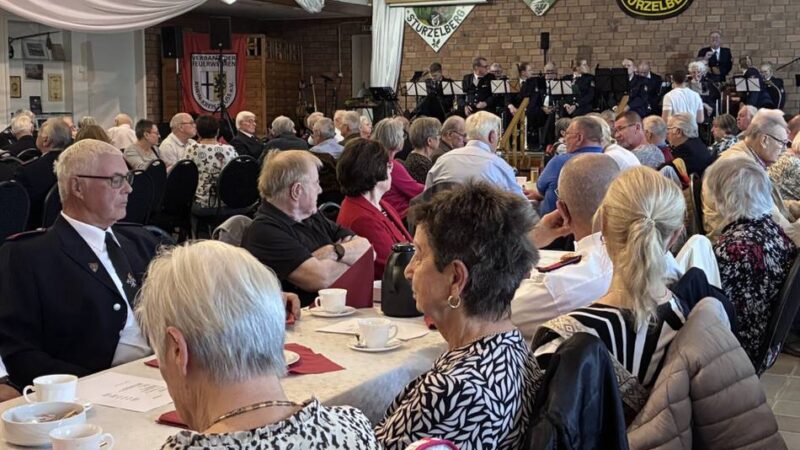 Feuerwehr-Veteranen in Stürzelberg: „Es kommen die alten Geschichten wieder hoch“