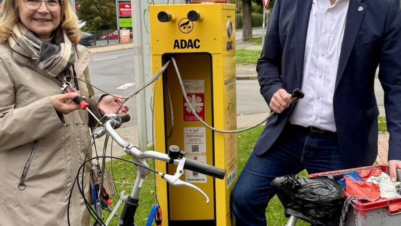 Für kleine Reparaturen: Neue Radservice-Station in Amern eröffnet