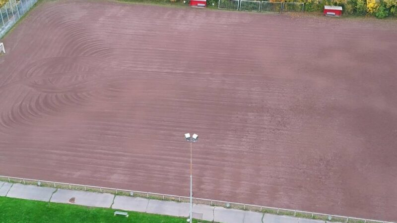 Sportpark Leverkusen will Förderantrag stellen: Kunstrasen für Rheindorf dank der „Sportmilliarde“?