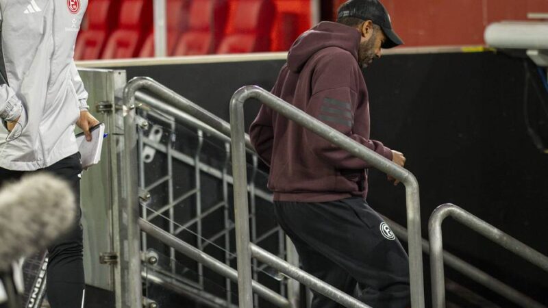 „Kann heute sein, oder auch morgen“: Fortuna-Trainer Thioune rechnet selbst mit Entlassung