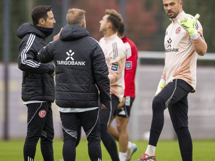 „Es hat uns getroffen“: Kastenmeier spricht über Fortunas Trainerwechsel und begrüßt Anfangs Spielidee