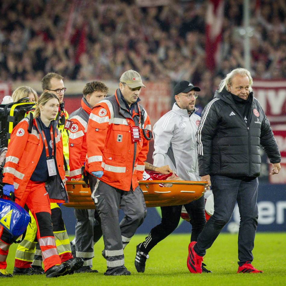 Schrecksekunde beim 1:3 gegen Freiburg: Zimmermann im Krankenhaus – so geht es dem Fortuna-Verteidiger