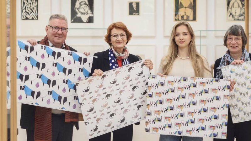 Freunde Klever Museen: Mataré-Geschenkpapier nach Schüler-Entwürfen