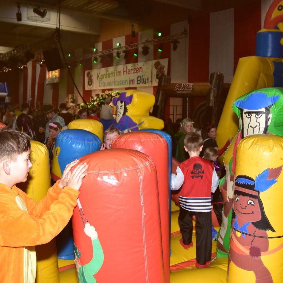 Vor der Sessionseröffnung in Wermelskirchen: Jecke Doppel-Premiere beim Kinderkarneval