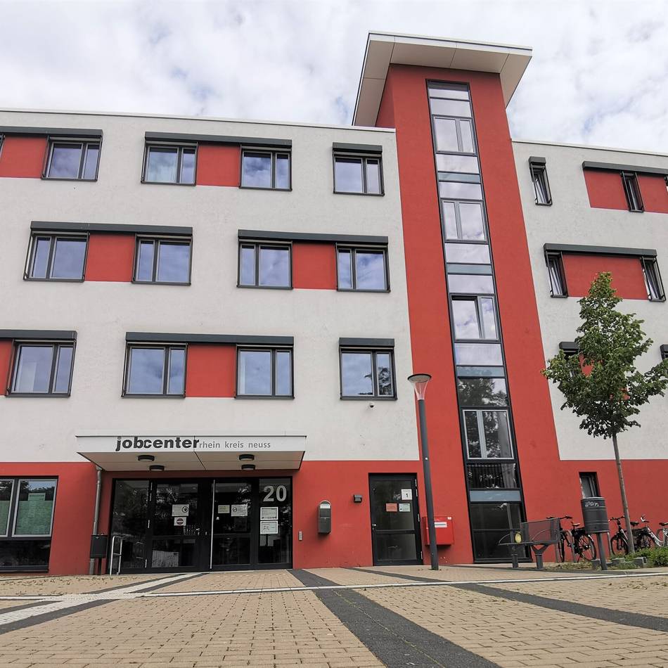 Suche nach einer Beschäftigung im Rhein-Kreis Neuss: Wie die Arbeit des Jobcenters aussieht