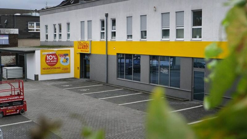 Nach Umbauarbeiten: Netto-Markt an der Rheinlandstraße öffnet wieder