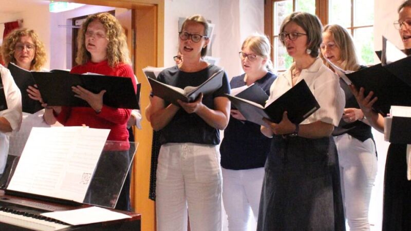 Chor „Imtakt“: Willicher Singkreis bereitet sich aufs Weihnachtskonzert vor