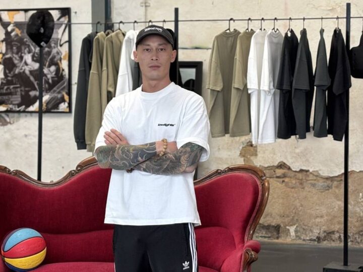 „Top Studios“ in Mönchengladbach: Mode-Unternehmer mit Kleindienst als Kunden