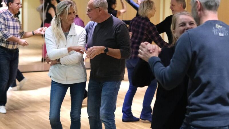 Aktion zum Welttanztag: Tanzen für den Weltrekord