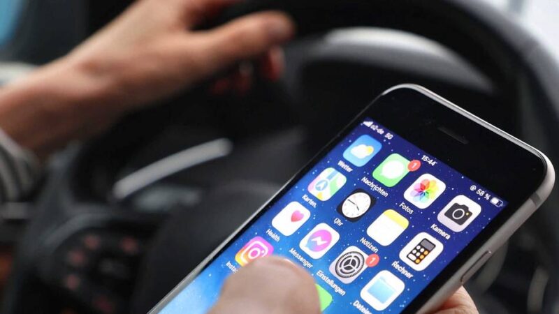 Aktionswoche auch in Mönchengladbach: 200 Kontrollen – und fast jeder Fünfte hatte sein Handy in der Hand