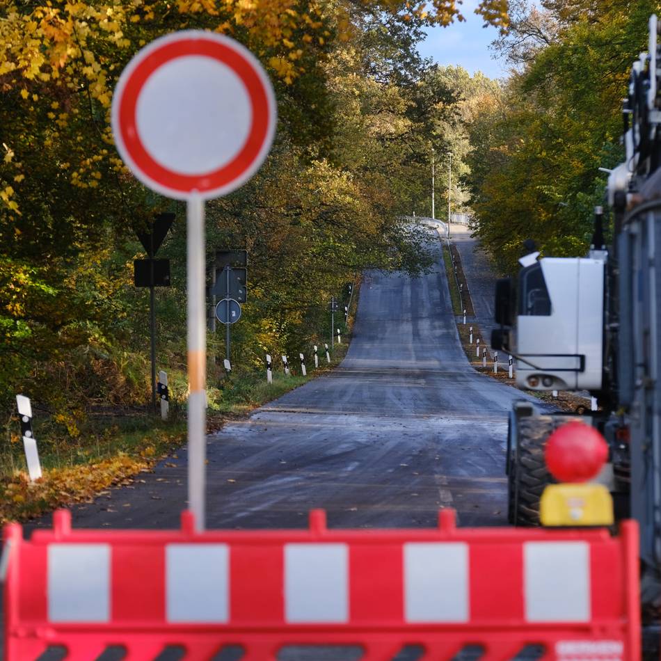 Verkehr kann wieder rollen: Fahrbahnsanierung auf der K31 abgeschlossen