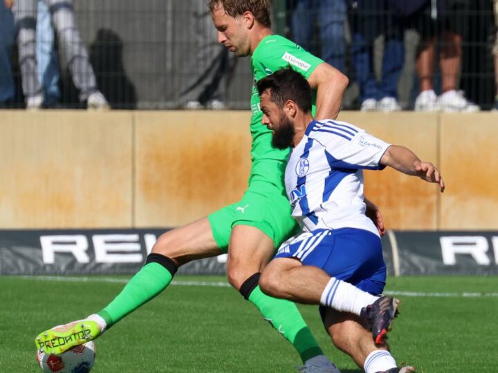 Keine Sekunde Spielzeit: Trotz Lob bleiben die Aussichten für Friedrich bei Borussia trüb