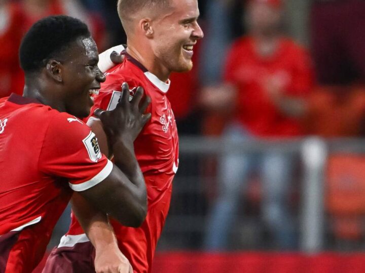 Gladbacher Nationalspieler im Einsatz: Elvedi setzt seine Erfolgsgeschichte mit der Schweiz fort
