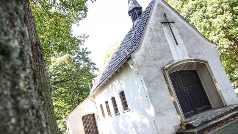 Friedhöfe in Grevenbroich: Alt-Gebäude weichen für Kolumbarien – Abriss in Frimmersdorf und Kapellen