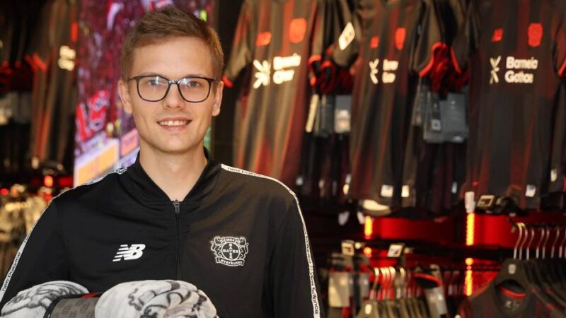 Jerome Vollborn aus Leverkusen ist ein IHK-Top-Azubi: „Ich habe das Wissen einfach aufgesaugt“