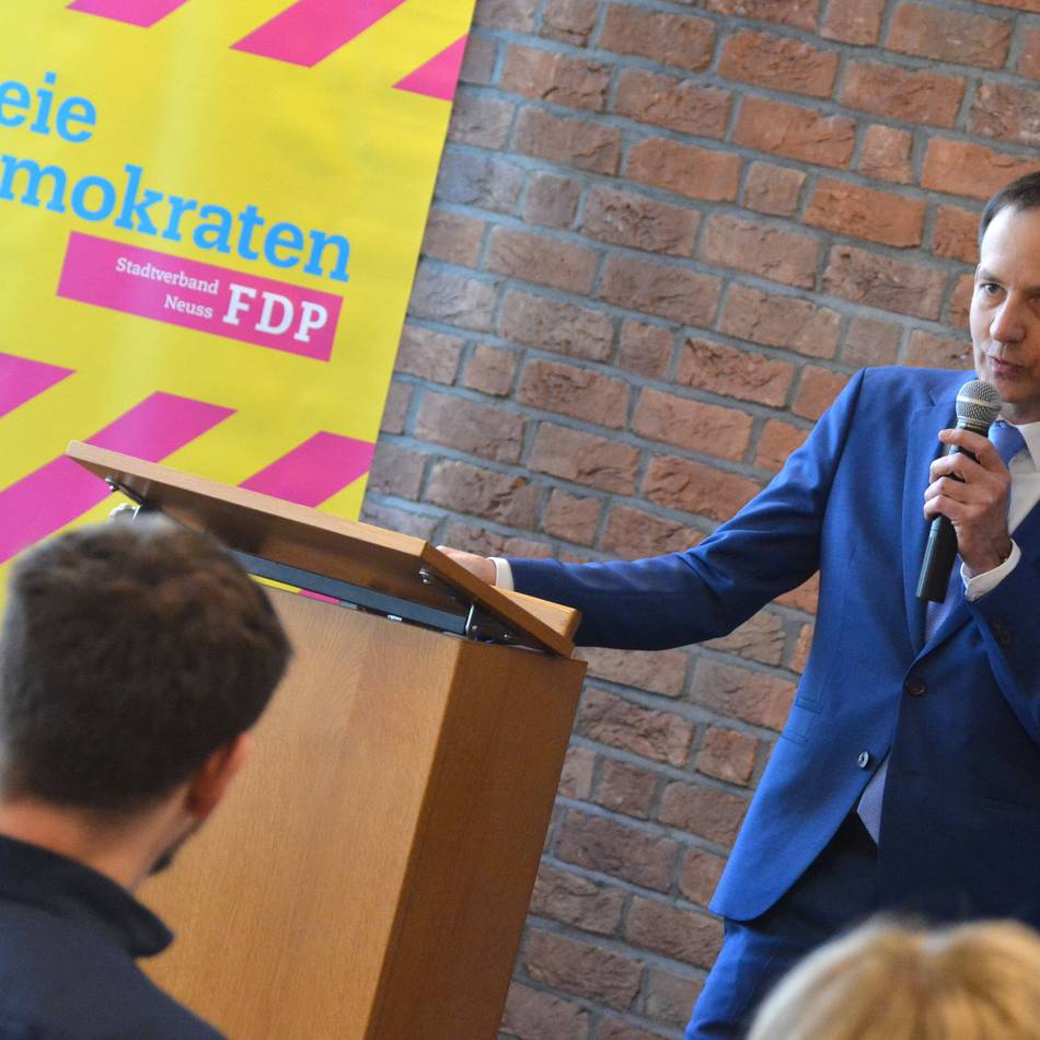 FDP und UWG kooperieren in Neuss: Fraktionsbildungen im Stadtrat abgeschlossen