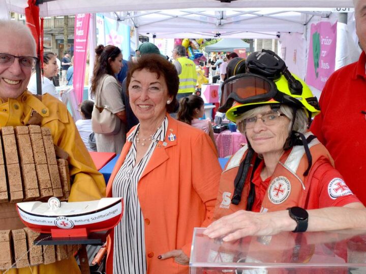Kritik an Stadtfesten: Verlieren die Neusser Händler ihre Lust am verkaufsoffenen Sonntag?