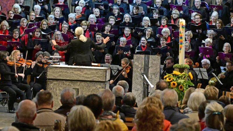 Jubiläumskonzert des Chorprojekts Mönchengladbach: Ein Klangkokon, der die Umgebung vergessen ließ