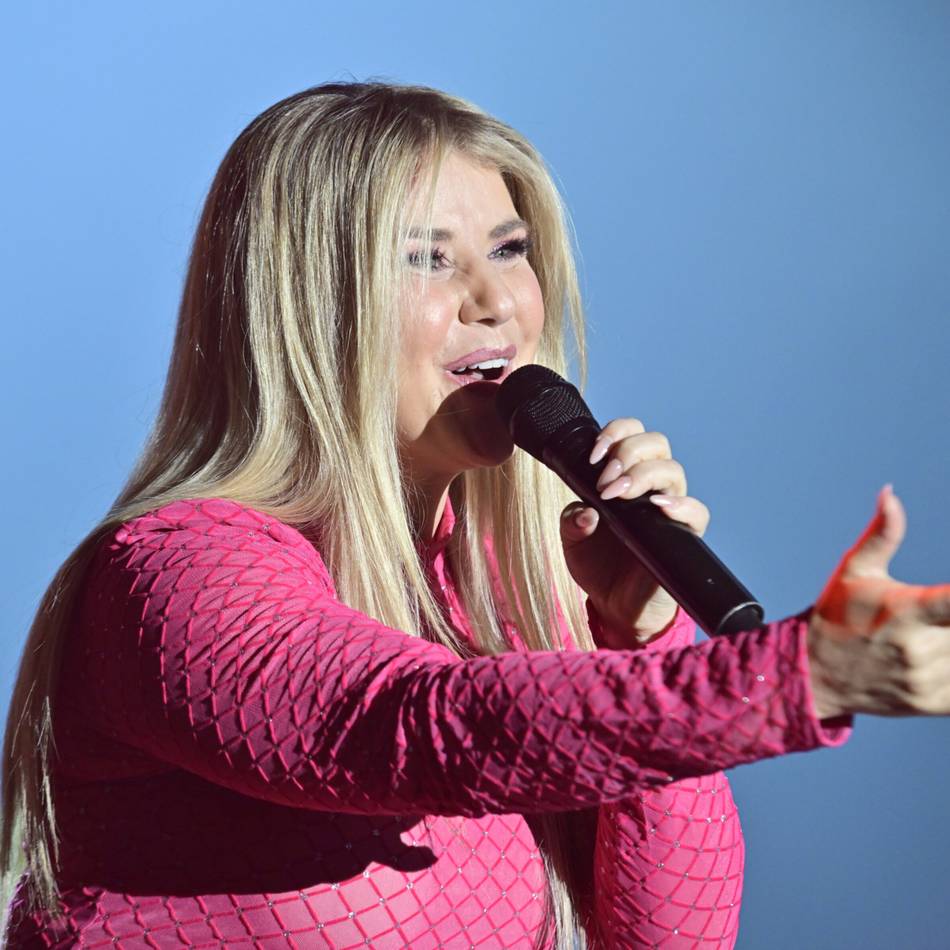 Heinz Lieven beschenkt Dormagen: 4500 Partygäste feiern mit Beatrice Egli, Mickie Krause und Co.