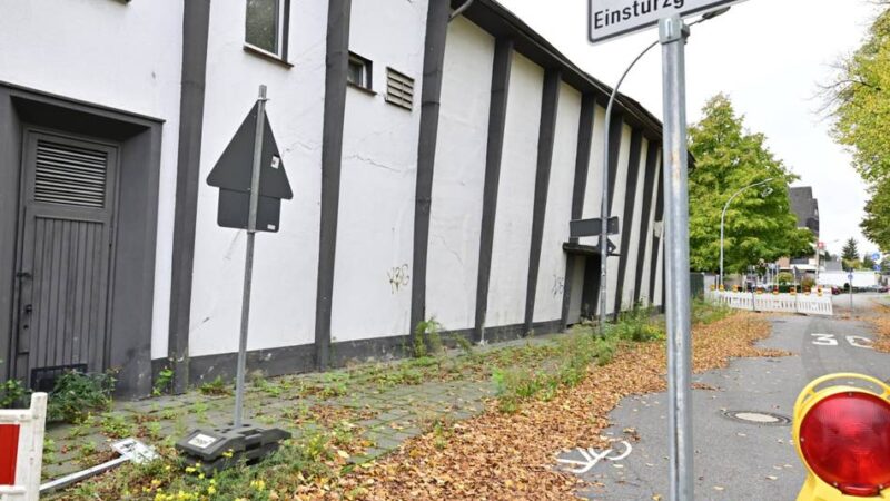 Kurioser Fall aus Mönchengladbach: Gesperrte Straße sorgt in Giesenkirchen für viel Frust