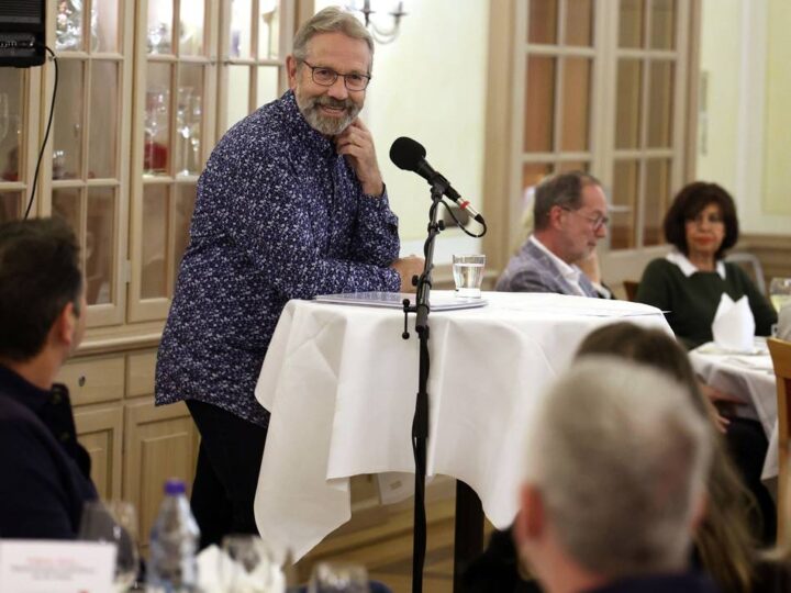 Lesung in Korschenbroich-Liedberg: „Tödliches Allerlei“ mit giftigen Dosen nur für die Ohren