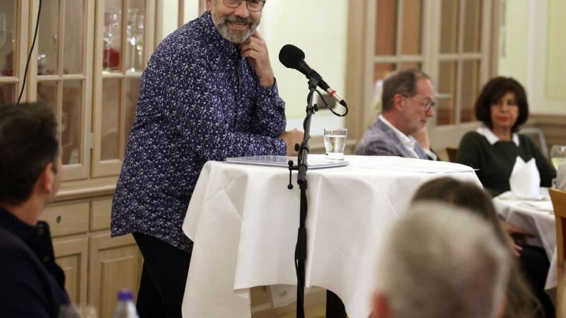 Lesung in Korschenbroich-Liedberg: „Tödliches Allerlei“ mit giftigen Dosen nur für die Ohren