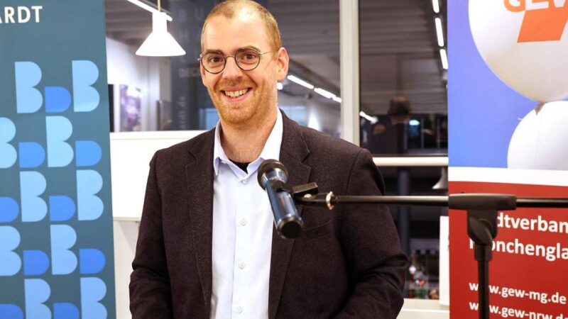 Bei Lesung in Mönchengladbach: Sozialwissenschaftler warnt vor Vernachlässigung der Jugend