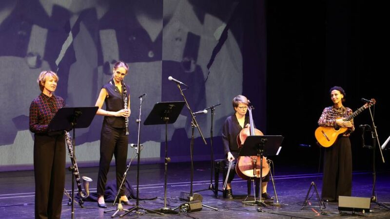 Performance am Theater Mönchengladbach: Corinna Harfouch und Etta Scollo reisen gemeinsam nach „Nirgendland“