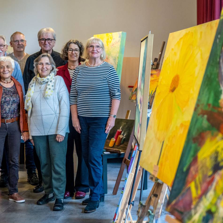 Ausstellung der Freizeit-Künstler: Ein Farbenmeer im Martini-Haus