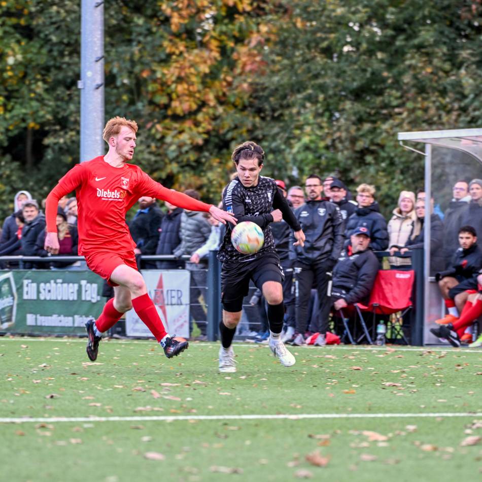 „Zuschauer sind auf ihre Kosten gekommen“: 500 Fans feiern den SV Issum und SV Sevelen im Derby