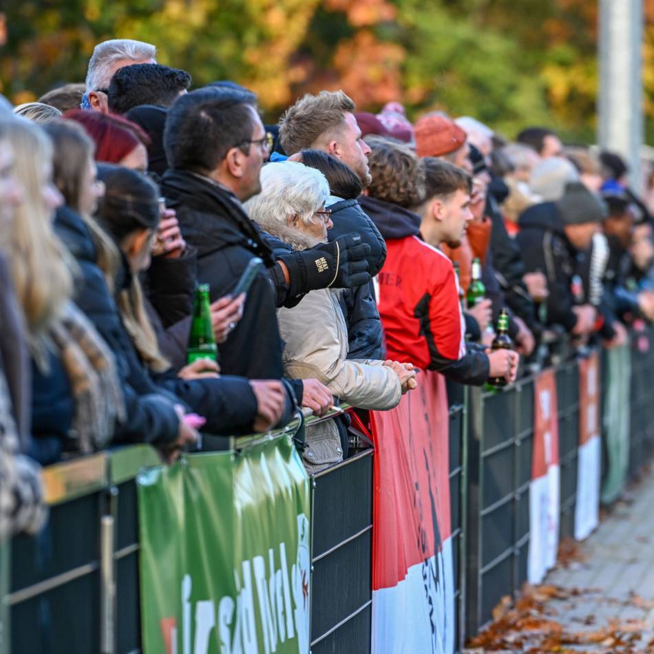 „Das macht mich als Trainer nachdenklich“: SV Issum kämpft und zeigt in der Kreisliga A endlich wieder Herz