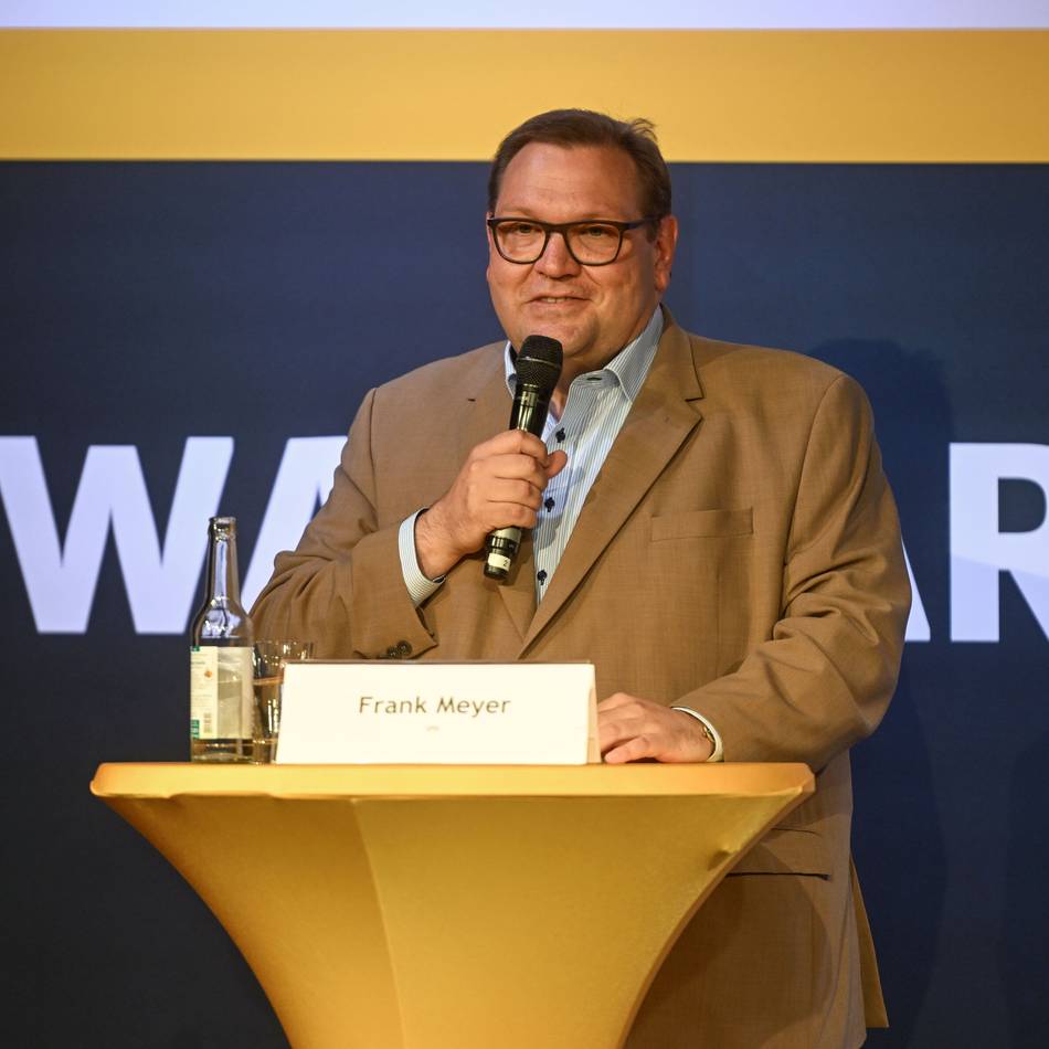 Stichwahl in Krefeld: Jetzt ist es amtlich: Frank Meyer bleibt Oberbürgermeister