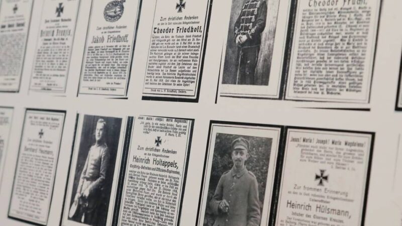 Ausstellung an Allerheiligen: Rund 20.000 Totenzettel beleuchten Geschichte der Sonsbecker