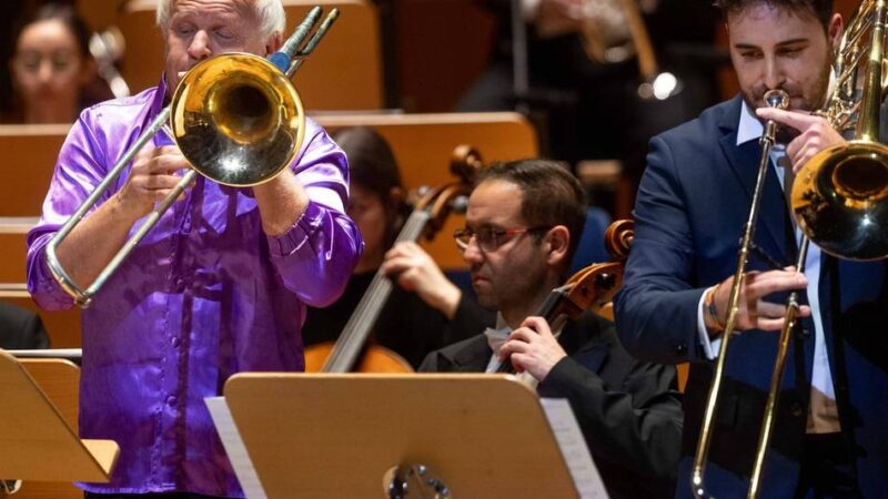 Sternzeichen-Konzert in Tonhalle: Immer neue Gipfelpunkte
